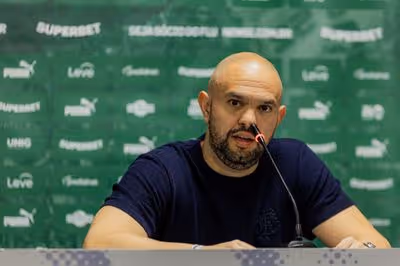 Montenegro avalia prejuízo do Fluminense após fim das bets