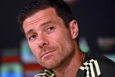 Xabi Alonso prepara Rodrygo para vaga de Mbappé e avalia saída de Endrick: 'Precisa jogar'