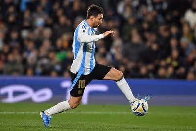 Messi admite desejo de disputar a Copa do Mundo, mas decidirá no início de 2026
