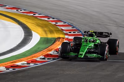 Bortoleto ganha duas posições após desclassificação de dupla da Williams