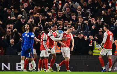 Arsenal bate o Chelsea e fica em vantagem na semifinal da Copa da Liga Inglesa