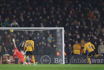 Ex-Flamengo, João Gomes marca em vitória do Wolverhampton sobre o Aston Villa