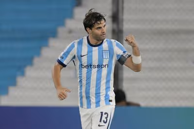 Vasco corre e tenta finalizar detalhes com Sosa nas próximas horas