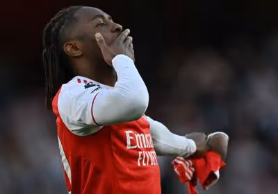 Arsenal vence Newcastle e retoma liderança do Campeonato Inglês
