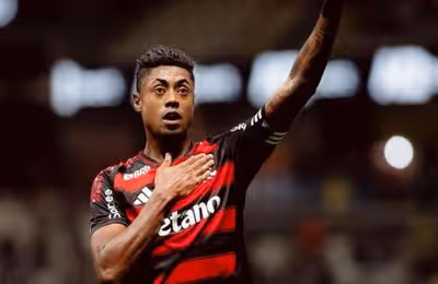 Candidato a herói da Libertadores, Bruno Henrique busca repetir feitos de Zico e Gabigol