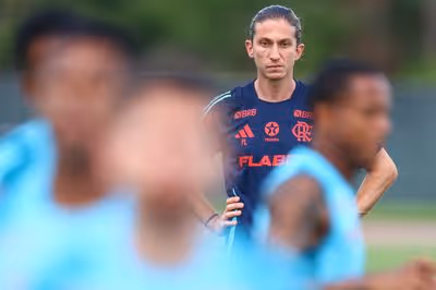 Com Pulgar de volta, Filipe Luis começa a definir Flamengo que enfrentará o Botafogo