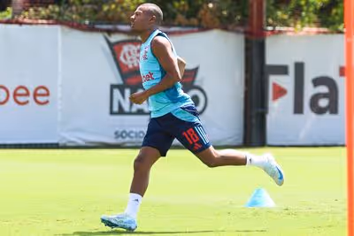 Flamengo não contará com De La Cruz na estreia do Mundial