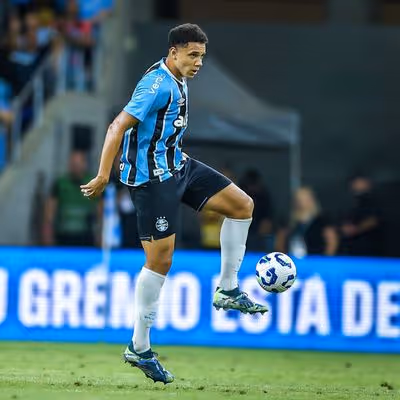 Clube da Série A recusa proposta do Botafogo por zagueiro