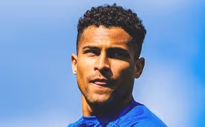 Meia revelado pelo Flamengo entra na mira do Atlético de Madrid, aponta jornal