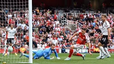 Com show de Gyökeres, Arsenal vence Fulham e segue vivo na briga pelo título