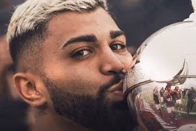 Flamengo deseja feliz aniversário a Gabigol: 'Um dos maiores'
