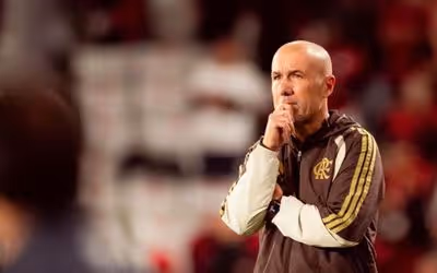 Flamengo dá destaque para números de Leonardo Jardim à frente do time