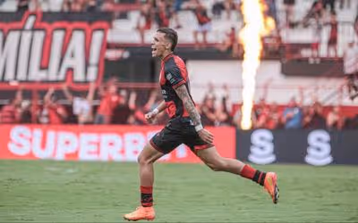 Botafogo negocia contratação de atacante do Atlético-GO
