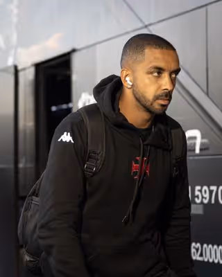 Lateral do Vasco, Paulo Henrique entra na mira de clubes da Europa e da Arábia Saudita