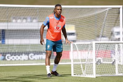 Danilo admite que teve receio de deixar Europa e vir para o Botafogo: 'Muito difícil'