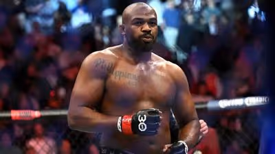 Jon Jones reforça pedido para lutar no UFC Casa Branca, mas diz: 'Depende do patrão'