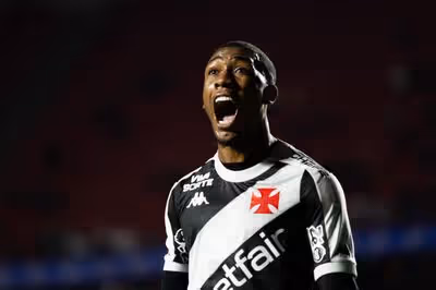 Destaque do Vasco, Rayan recebe proposta do Barcelona