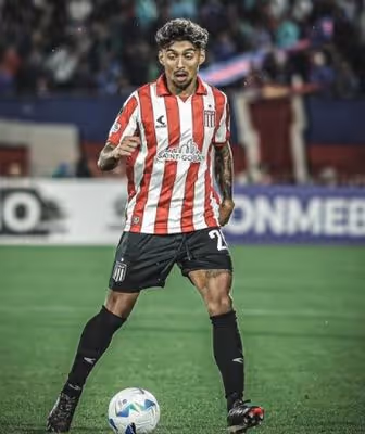 Clubes do Rio têm interesse na contratação de jogador de clube campeão argentino