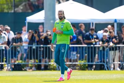 Com Alisson, Seleção faz último treino antes de encarar a Escócia