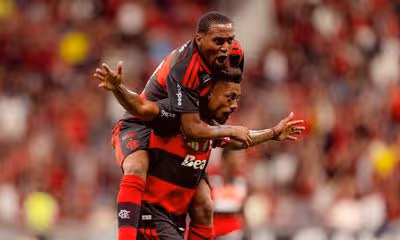 Bruno Henrique pede permanência de jovem no Flamengo: 'Foi muito bem'