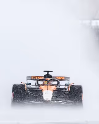 Lando Norris vence corrida caótica e garante dobradinha da McLaren no GP da Inglaterra