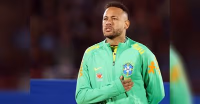 Neymar desfalca primeiro treino da Seleção e passa por exames