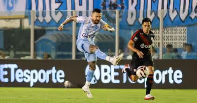 Briga boa pela vaga de Rossi no ataque do Papão