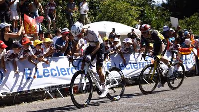 Pogacar chegou à 100.a vitória da carreira na quarta etapa do Tour