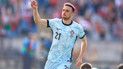 Diogo Jota. Benfica e Sporting destacam qualidade e exemplo para gerações