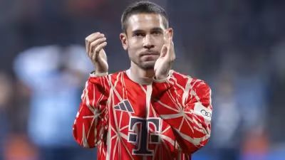 Saída do Bayern Munique abre porta a Raphael Guerreiro no Benfica