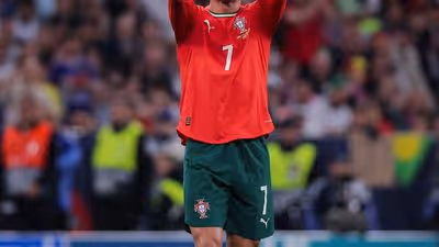 Cristiano Ronaldo e Lamine Yamal num duelo de gerações em Munique