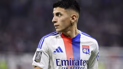 Descida de divisão do Lyon pode ser uma boa notícia para o Benfica