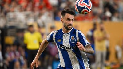 Fábio Vieira despediu-se do FC Porto com esta curta mensagem