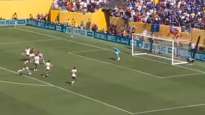 João Pedro mostra serviço e marca dois golaços no Mundial de Clubes