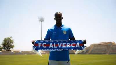 Oficial: Chiquinho deixa Wolverhampton para reforçar o Alverca