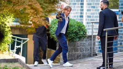 Luka Modric em Itália para iniciar nova etapa da carreira no AC Milan