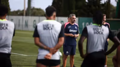 Rui Borges colmata ausências no Sporting recorrendo à equipa B