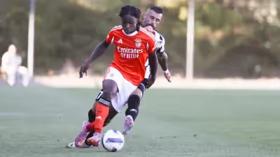 Portimonense teve dois guarda-redes expulsos... e venceu o Benfica B