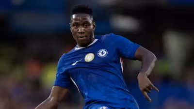 Chelsea retira Dário Essugo da lista de inscritos na Liga dos Campeões