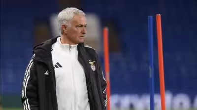 Benfica encerra preparação para o Chelsea com treino aberto