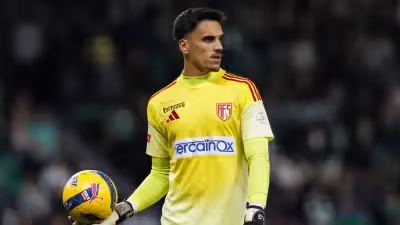 João Gonçalves regressa ao ativo para representar os romenos do Craiova