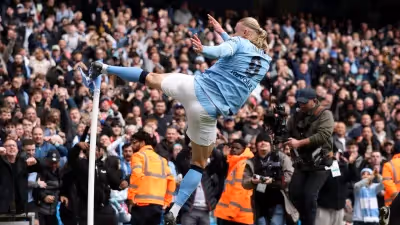 Haaland despedaça Liverpool e Manchester City está nas meias da Taça