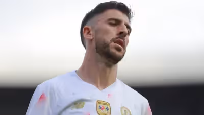 Toluca em 'queda livre' com Paulinho de costas viradas aos golos