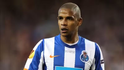 "Chegou o momento". Ex-FC Porto coloca ponto final na carreira