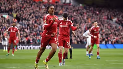 Liverpool passa fatura da crise... e Marco Silva é que paga