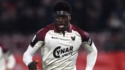 Benfica pronto para 'roubar' Doumbia ao Sporting e já prepara proposta