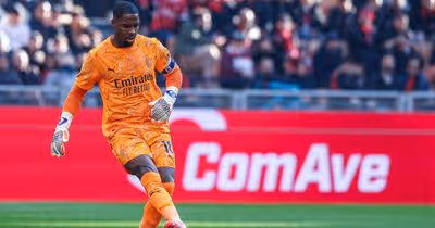 O mesmo salário de Rafael Leão e não só: como o Milan tenta convencer Maignan a ficar