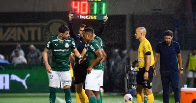 Palmeiras goleia Capivariano e estreia reforço Arias