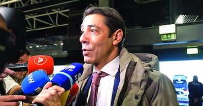 Benfica atento à situação de Dybala