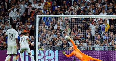Szczesny revela como defendeu o penálti de Mbappé no 'El Clásico'